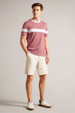 Ted Baker Trez Kurzarm-T-Shirt In Blockfarben, Pink, Normale Passform 7 Ted Baker Trez Kurzarm-T-Shirt In Blockfarben, Pink, Normale Passform -Nike || Ted Baker Shop 108613s3 scaled