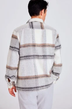 Titelseite -Nike || Ted Baker Shop 147421s2 scaled