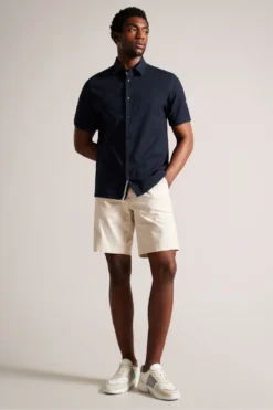 Ted Baker Stansho Elegantes, Kurzärmeliges Seersucker-Hemd, Blau -Nike || Ted Baker Shop 308178s3 scaled