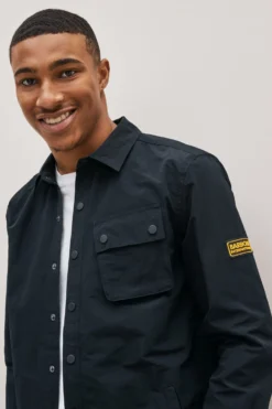 Barbour International Barbour® International Control Hemdjacke, Schwarz -Nike || Ted Baker Shop 562467s3 scaled
