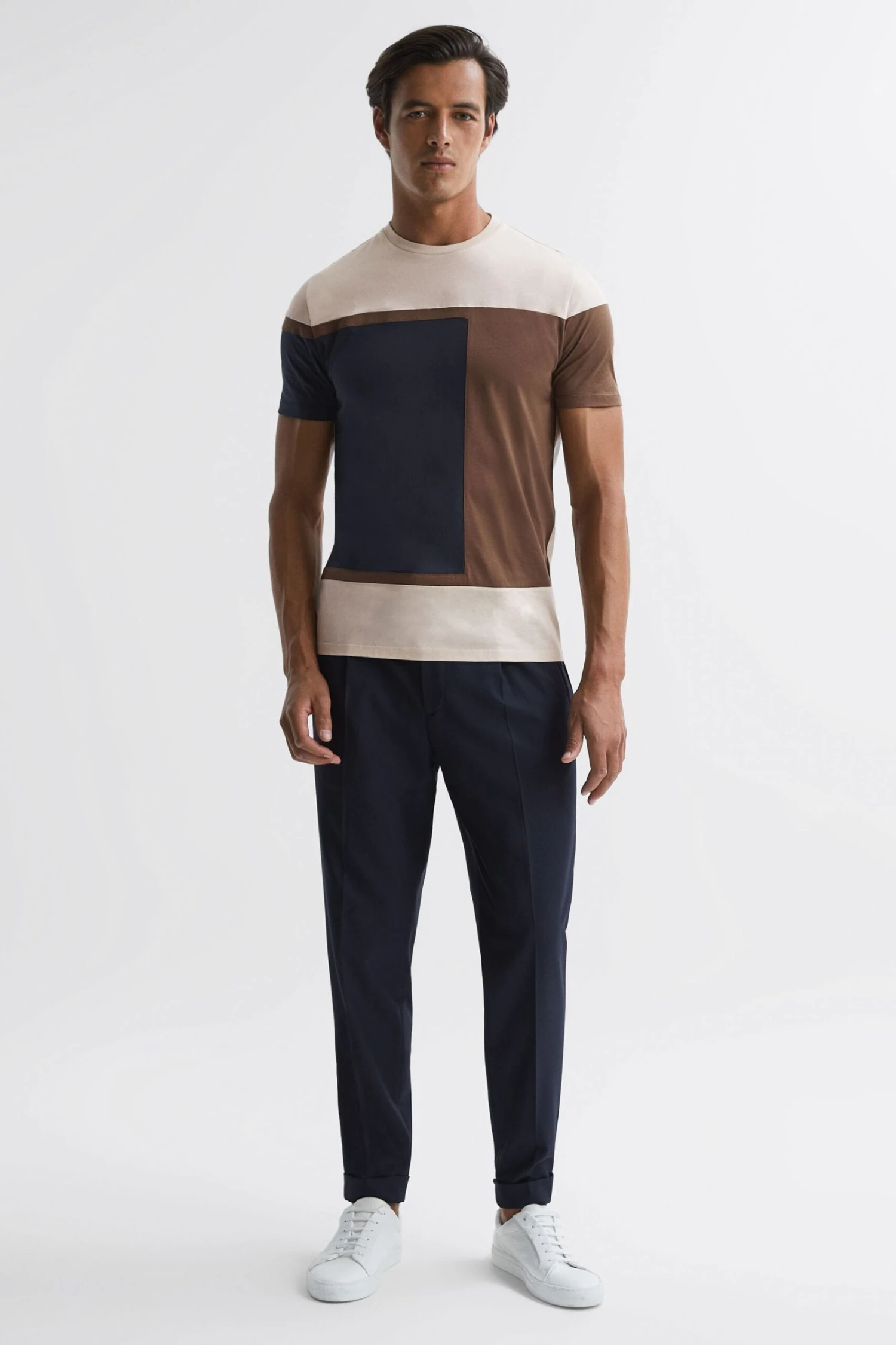 Reiss Holborn T-Shirt Aus Mercerisierter Baumwolle Mit Farbblockdesign 3 Reiss Holborn T-Shirt Aus Mercerisierter Baumwolle Mit Farbblockdesign – Bild 3