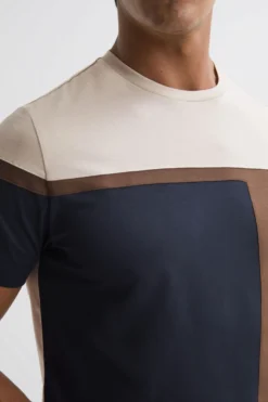 Reiss Holborn T-Shirt Aus Mercerisierter Baumwolle Mit Farbblockdesign 8 Reiss Holborn T-Shirt Aus Mercerisierter Baumwolle Mit Farbblockdesign -Nike || Ted Baker Shop 656123s4 scaled