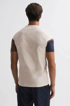 Reiss Holborn T-Shirt Aus Mercerisierter Baumwolle Mit Farbblockdesign 9 Reiss Holborn T-Shirt Aus Mercerisierter Baumwolle Mit Farbblockdesign -Nike || Ted Baker Shop 656123s5 scaled