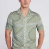 Moss Hemd Mit Kubanischem Kragen Und Bandana-Print, Grün