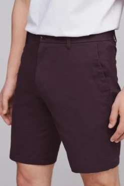 Next Burgunderrot - Straight Fit - Stretch-Chinoshorts -Nike || Ted Baker Shop 876907s3 scaled