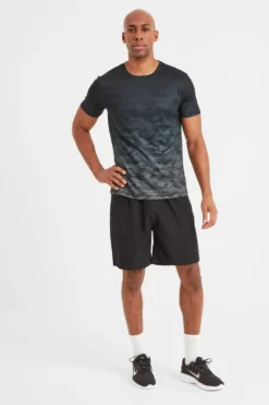 Tog 24 Mens Kildwick Black Dot Tech T-Shirt -Nike || Ted Baker Shop 931179s3 scaled