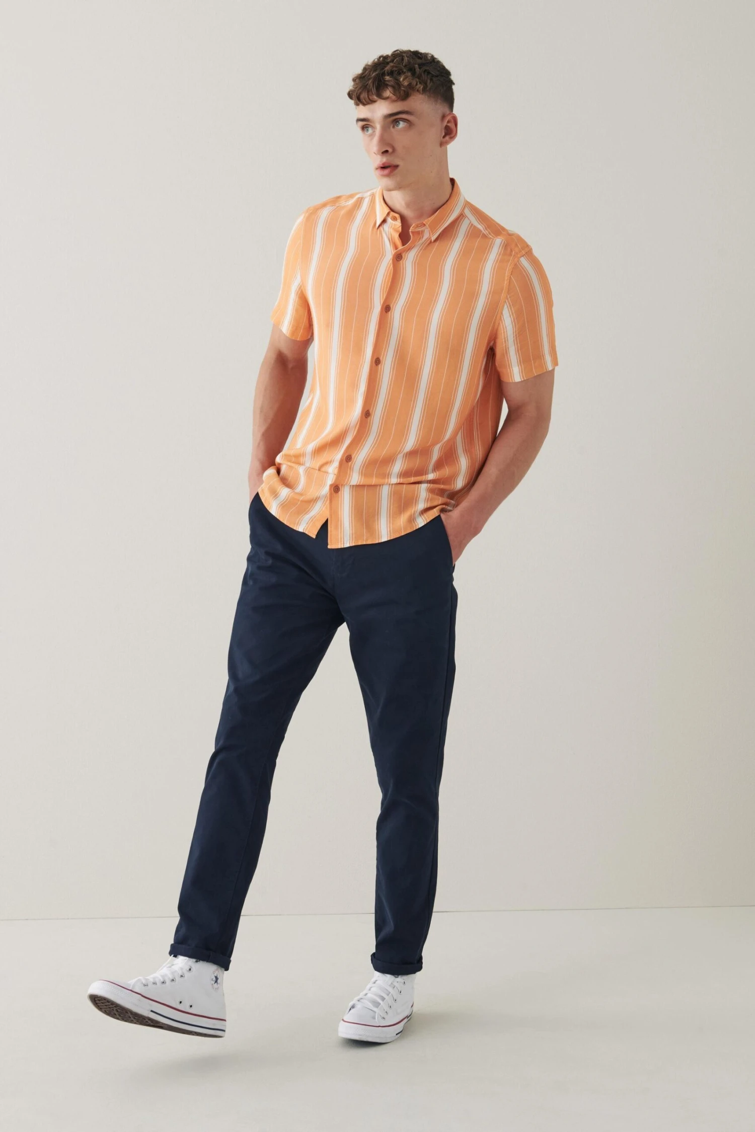 Next Kurzärmliges, Bedrucktes Hemd 3 Next Kurzärmliges, Bedrucktes Hemd – Bild 3