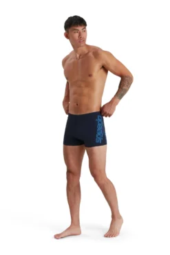 Speedo Boom Placement Badeshorts Mit Logo, Blau 14 Speedo Boom Placement Badeshorts Mit Logo, Blau -Nike || Ted Baker Shop C28125s6 scaled