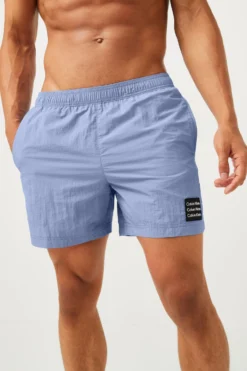Calvin Klein Medium Badehose Aus Nylon Mit Kordelzug, Violett -Nike || Ted Baker Shop C28838s3 scaled