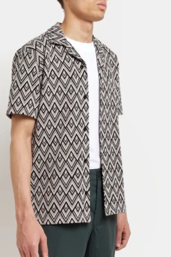 ​​​​​​​River Island T-Shirt Mit Jacquardmuster, Reverskragen Und Knopfleiste, Mittelpink