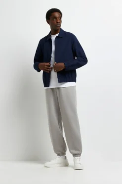 River Island Hemd Aus Krepp, Marineblau -Nike || Ted Baker Shop D03350s3 scaled