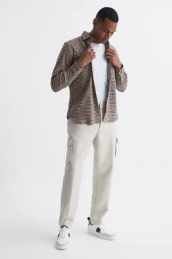 Reiss Harry Langärmelige, Karierte Hemdjacke Mit Zwei Taschen -Nike || Ted Baker Shop D36 424s3 scaled