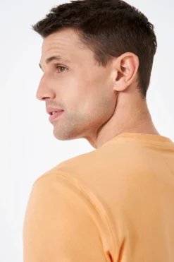 Crew Clothing Company Klassische T-Shirt Aus Baumwolle, Orange -Nike || Ted Baker Shop D71474s3 scaled