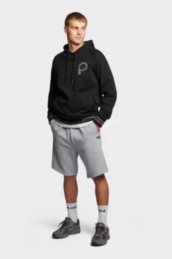 Penfield Hudson Sweat-Shorts Mit Schriftzug, Grau -Nike || Ted Baker Shop D72666s3 scaled