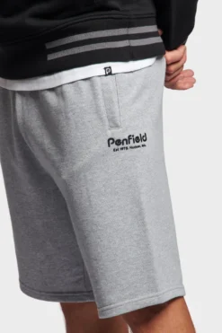 Penfield Hudson Sweat-Shorts Mit Schriftzug, Grau -Nike || Ted Baker Shop D72666s4 scaled
