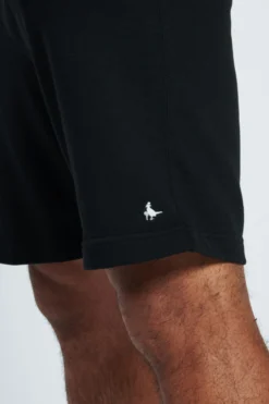 Jack Wills Balmore Shorts, Schwarz -Nike || Ted Baker Shop D75551s4 scaled