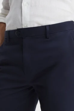 Reiss Wicked Modern Fit Chinoshorts -Nike || Ted Baker Shop D76 849s4 scaled