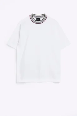 River Island White Taped Neck Knit T-Shirt -Nike || Ted Baker Shop D84492s5 scaled