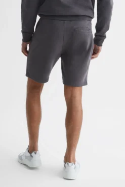 Reiss Henry Stückgefärbte Jersey-Shorts -Nike || Ted Baker Shop D87 097s5 scaled