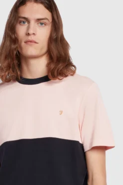 Farah Tony T-Shirt Mit Blockfarben, Pink -Nike || Ted Baker Shop D88964s4 scaled