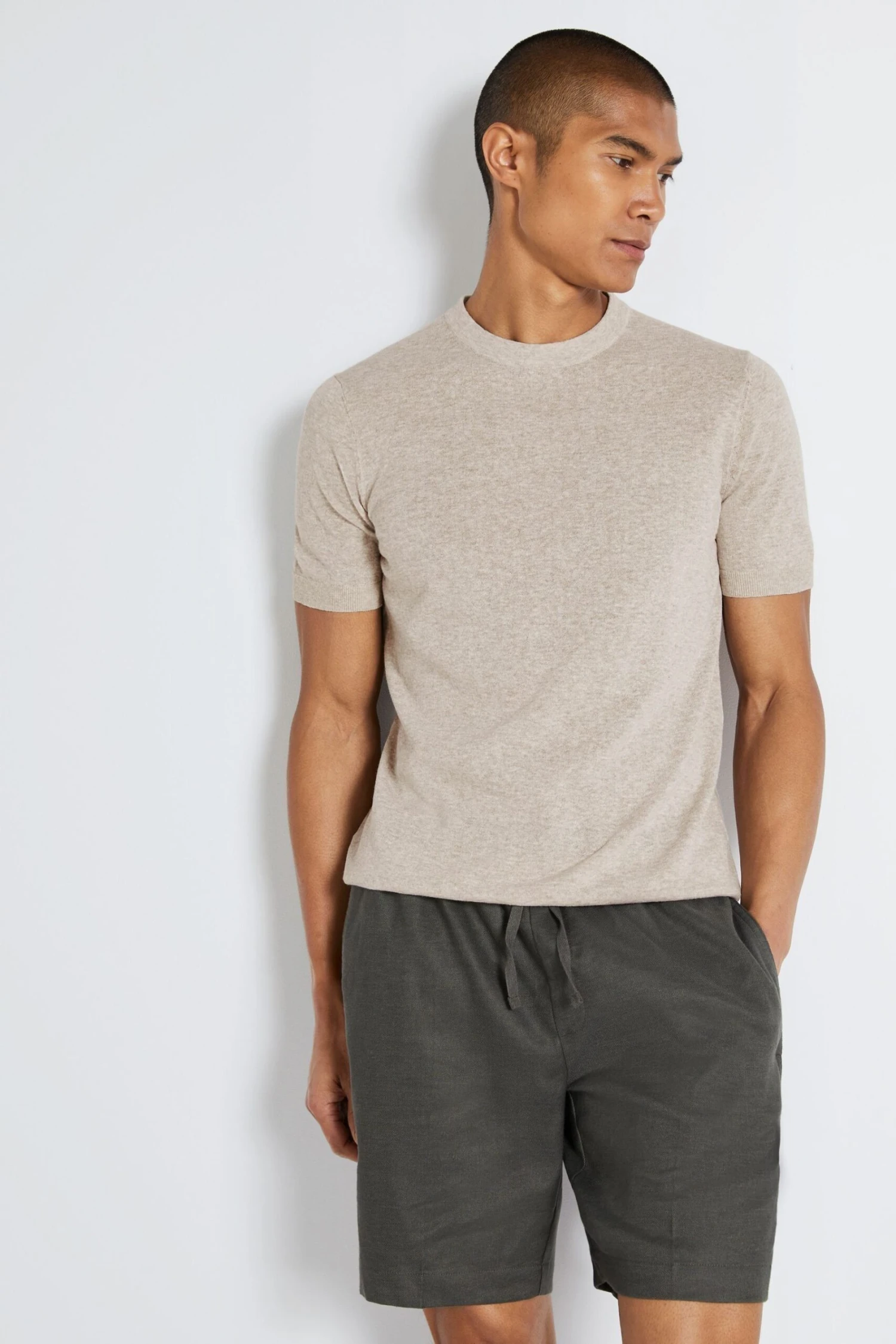 MOSS Gaze T-Shirt 1 MOSS Gaze T-Shirt