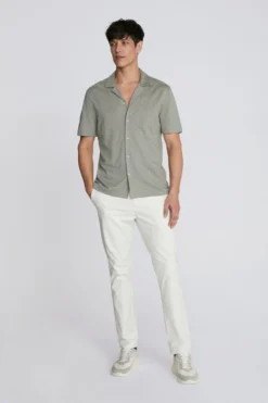 Moss Strickhemd Mit Kubanischem Kragen, Salbeigrün -Nike || Ted Baker Shop N02484s3 scaled