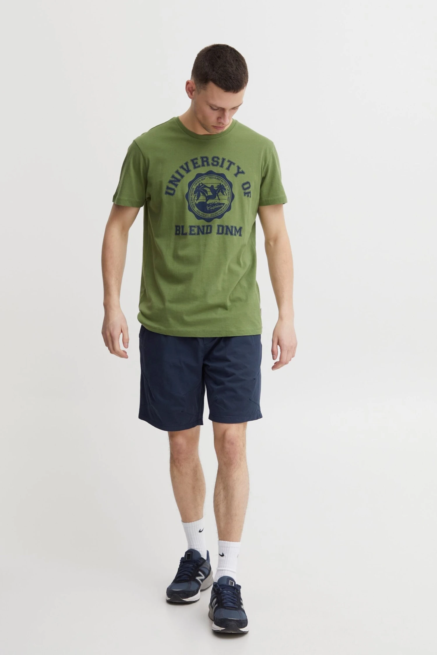 Blend Kneelength Chino Shorts With Belt 3 Blend Kneelength Chino Shorts With Belt – Bild 3