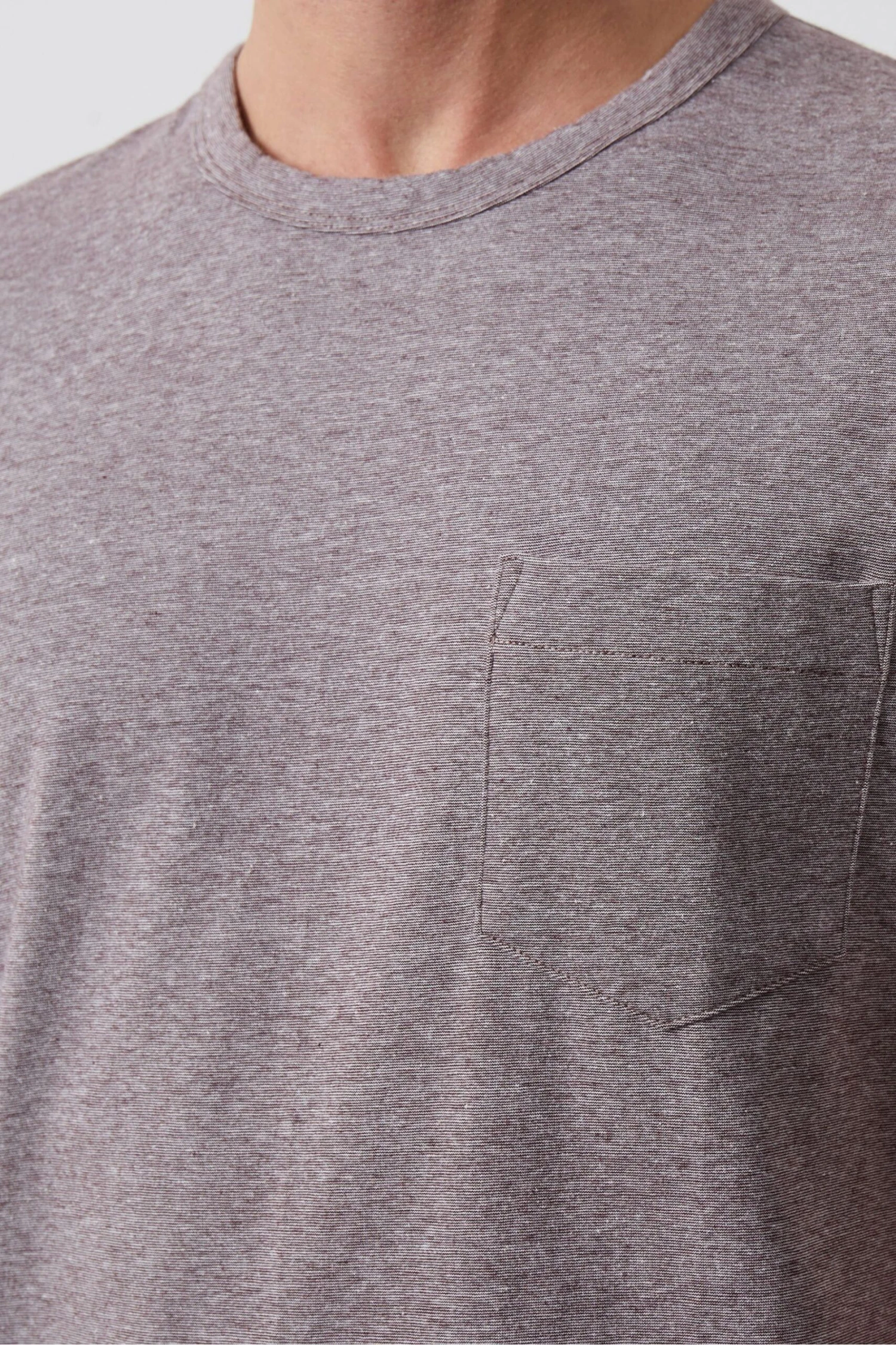 French Connection Bordeaux Feeder Stripe Pocket T-Shirt 2 French Connection Bordeaux Feeder Stripe Pocket T-Shirt – Bild 2