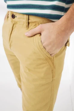 FatFace Cove Shorts Mit Flacher Vorderseite, Natur -Nike || Ted Baker Shop T65502s3 scaled