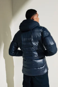 Berghaus Arkos Reflektierende Daunenjacke, Schwarz -Nike || Ted Baker Shop T72524s3 scaled