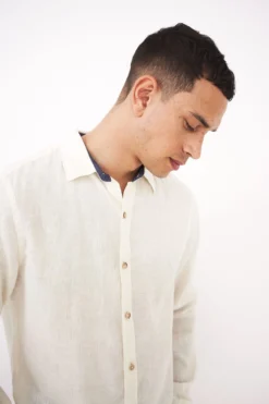 White Stuff Pembroke Leinenhemd, Natur -Nike || Ted Baker Shop U63208s3 scaled