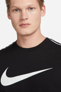 Nike Repeat T-Shirt -Nike || Ted Baker Shop U71504s4 scaled