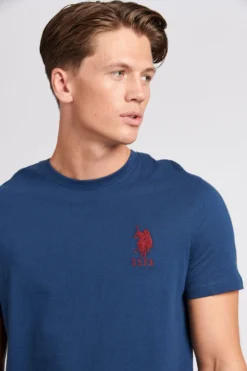 U.s. Polo Assn. Herren Large Insignia T-Shirt, Blau -Nike || Ted Baker Shop U79177s3 scaled