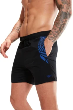 Speedo Sport Bedruckte Badehose, 16 Zoll, Schwarz 11 Speedo Sport Bedruckte Badehose, 16 Zoll, Schwarz -Nike || Ted Baker Shop U87692s4 scaled