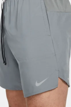 Nike Dri-fit Stride Laufshorts, 7 Zoll -Nike || Ted Baker Shop U95896s7 scaled